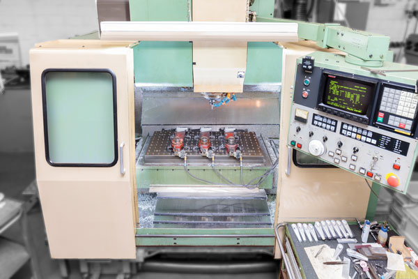 Mori-Seiki MV-40